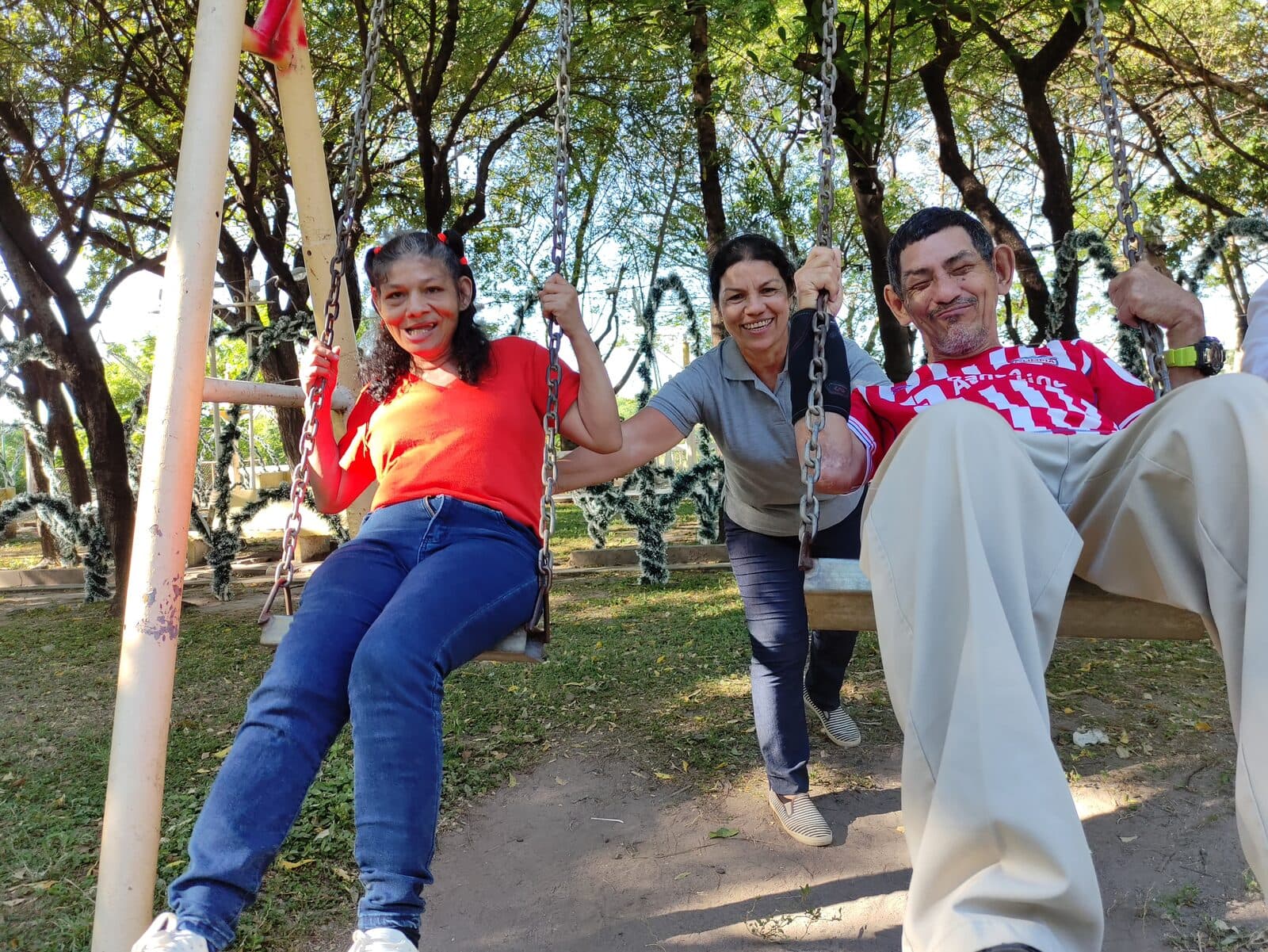 Disfrutando el parque juntos