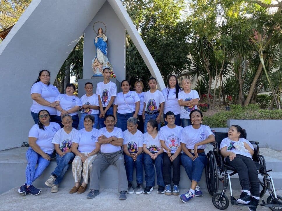 Comunidad El Arca Honduras compartiendo juntos